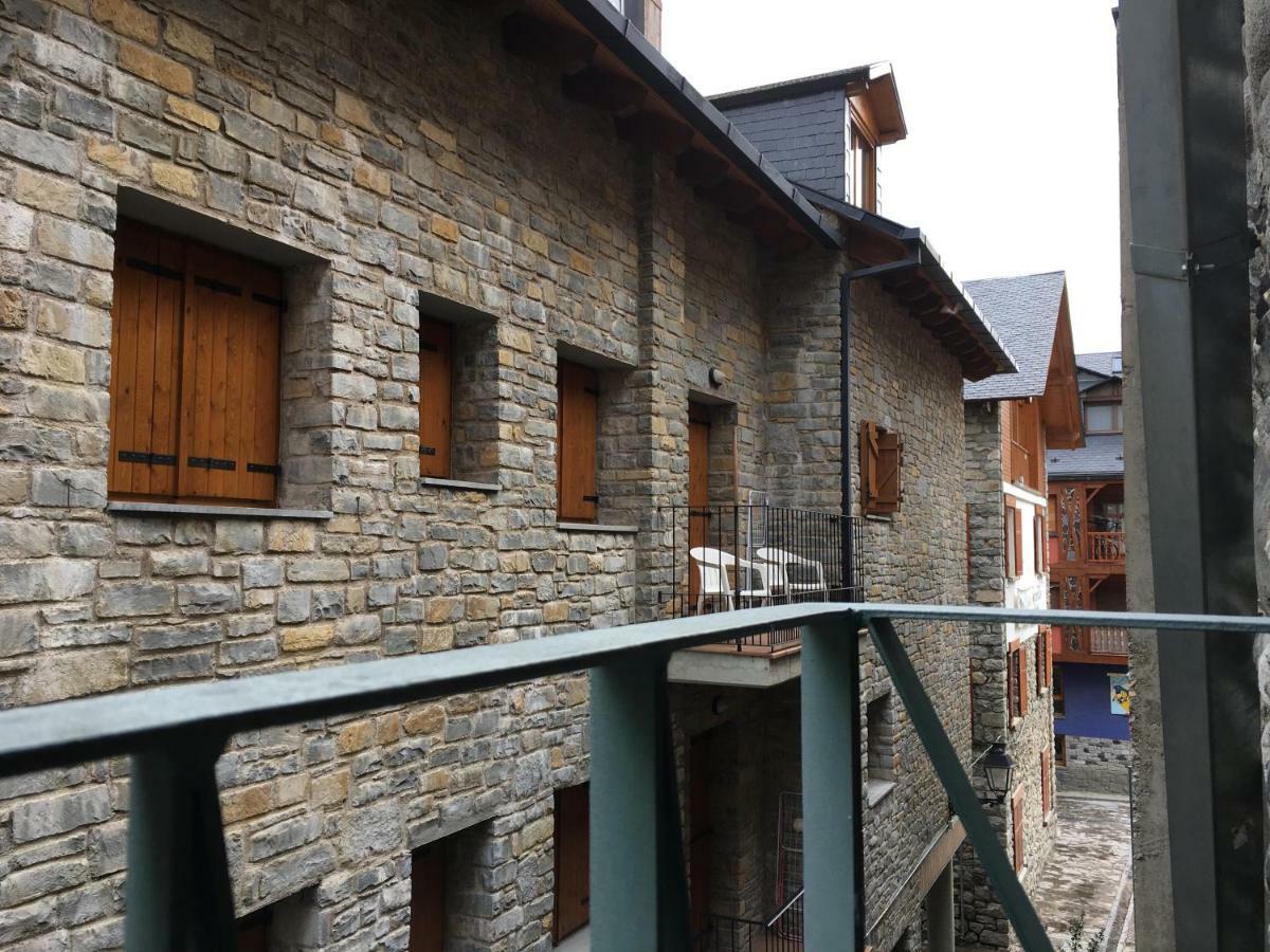 B46 - Soldorau 2º - Villmor Appartement Benasque Buitenkant foto